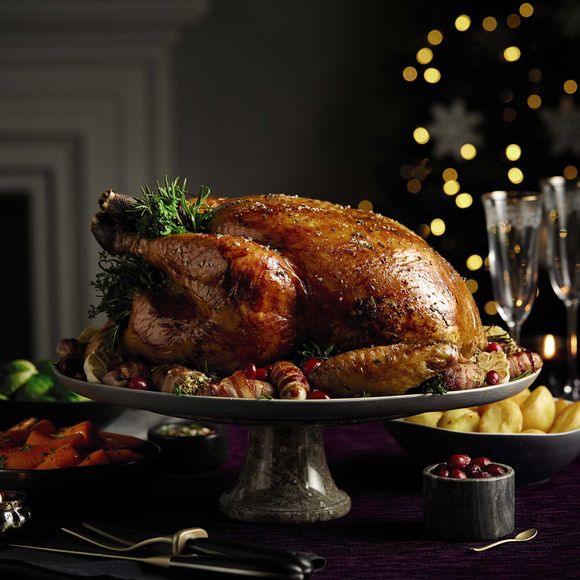 Specially Selected Exquisite Chesham Bronze Turkey Typically 4.995kg